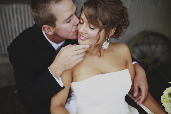 wedding photo by Michele M. Waite, Seattle, Washington wedding photographer | via junebugweddings.com