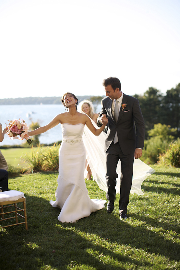 wedding photo by Michele M. Waite, Seattle, Washington wedding photographer | via junebugweddings.com