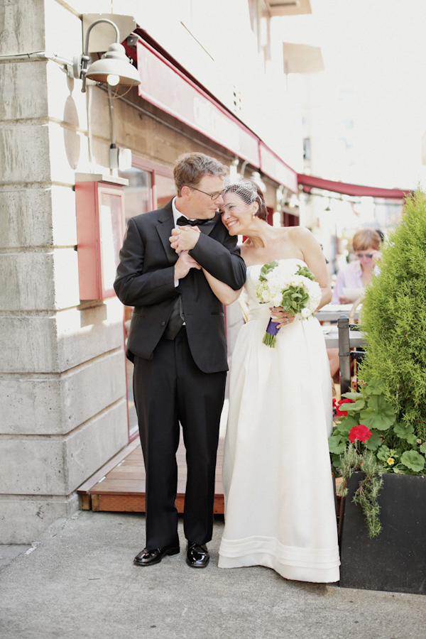 wedding photo by Michele M. Waite, Seattle, Washington wedding photographer | via junebugweddings.com