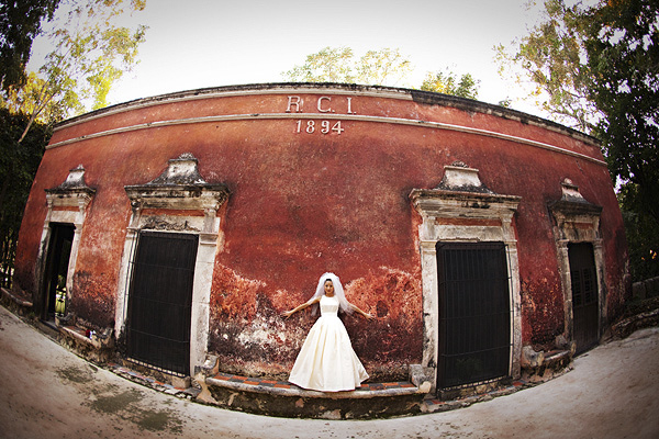 wedding photo by Elizabeth Media - Mexico wedding photographer | via junebugweddings.com