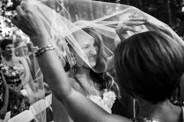 wedding photo by Mark Janzen Photography - San Francisco, California | via junebugweddings.com