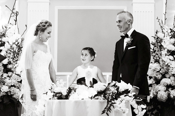 wedding photo by Scott Lewis Images, Philadelphia | via junebugweddings.com