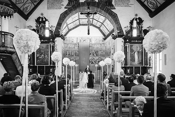 wedding photo by Andreas Feusi, Switzerland wedding photographer | via junebugweddings.com