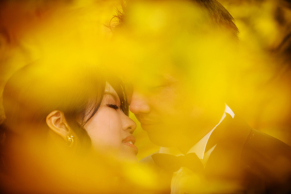 wedding photo by 37 Frames Photography - Tokyo, Japan wedding photographer | via junebugweddings.com (9)