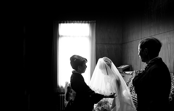 wedding photo by 37 Frames Photography - Tokyo, Japan wedding photographer | via junebugweddings.com