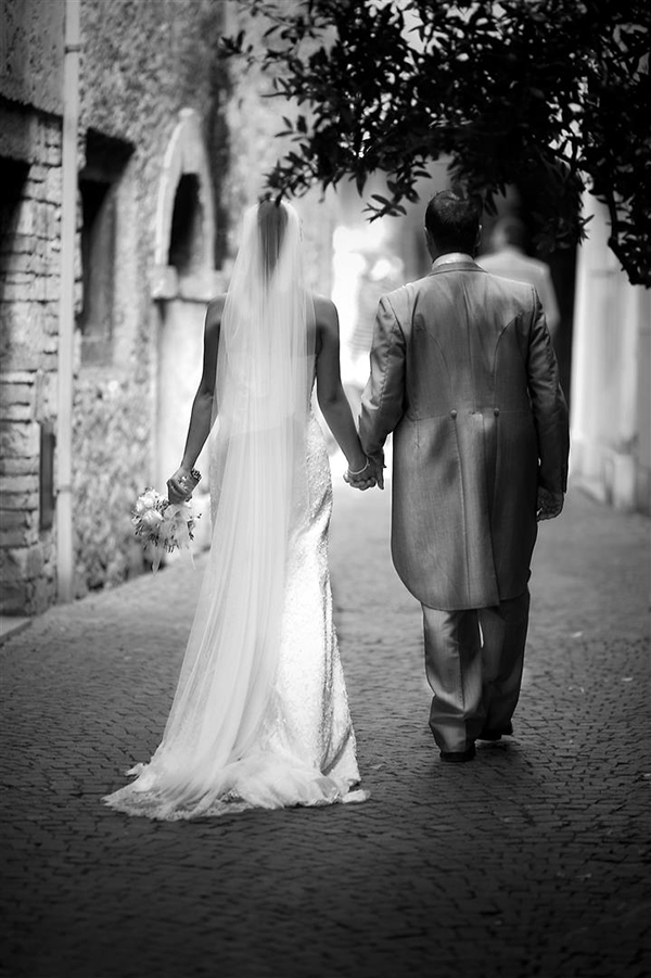 Wedding Photo by Chris Barroccu Photography | via Junebugweddings.com