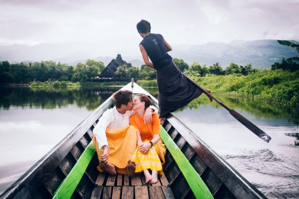 inle-lake-myanmar-wedding-photographer-thailand-aidan-dockery-112