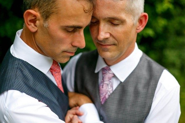 Whimsical-Mountain-Wedding-Oregon-JOS-Studios-10-of-31-600x400