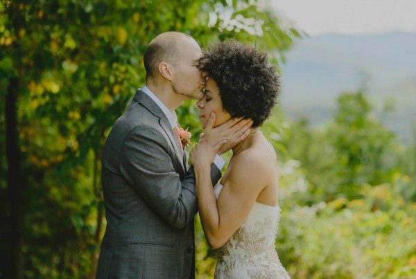 Rustic-Peach-Wedding-Onteora-Mountain-House-Ryan-Brenizer-Tatiana-Breslow-7-of-40-600x403