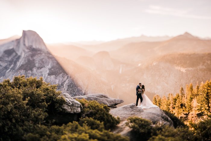 35 Wedding Photos That Prove Harsh Light Can Be Magical Photobug Community