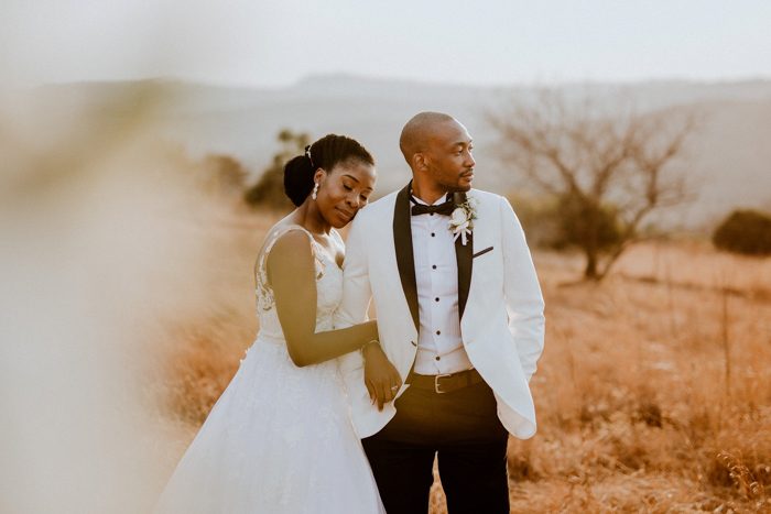 How to Pose a Bride and Groom Posing Basics: Breathe Your Passion with  Vanessa Joy - Adorama