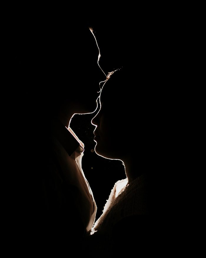 couples light silhouette