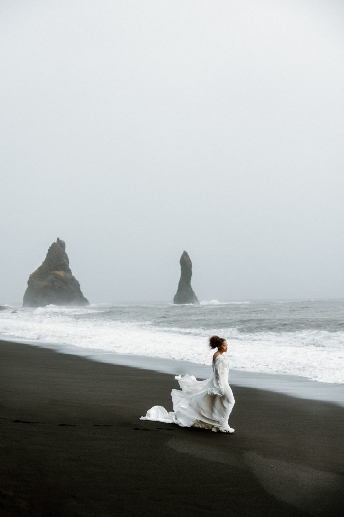breathtaking bridal portrait in Iceland