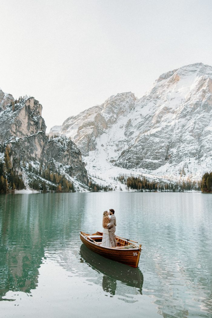 couple in canoe in the Italian Dolomites
